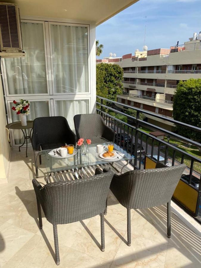 Apartment Downtown Next To The Sea
